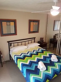 Mermaid Park Holiday Apartments Gold Coast